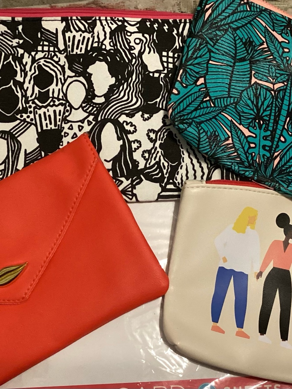 (4) pack of Ipsy pouches